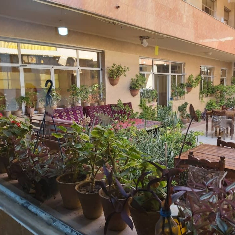 پشتیبانی آنلاین مهمانسرای دشتی شیراز