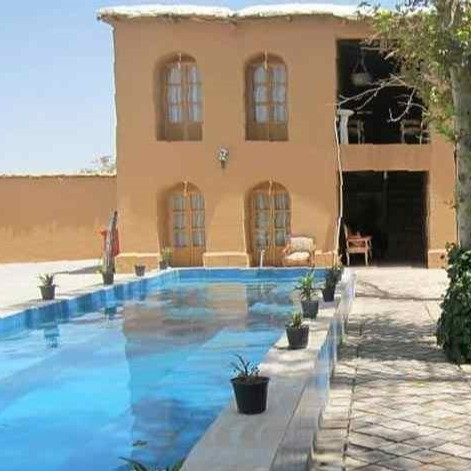 پشتیبان آنلاین اقامتگاه بوم گردی نعیمی استهبان