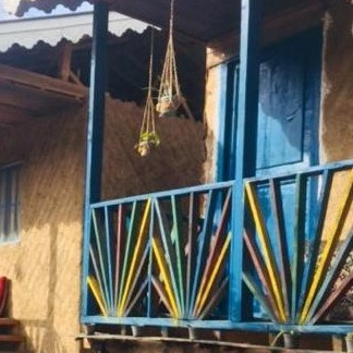 پشتیبانی آنلاین اقامتگاه بومگردی وارنا