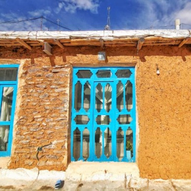 پشتیبانی آنلاین اقامتگاه بوم گردی واران سنندج