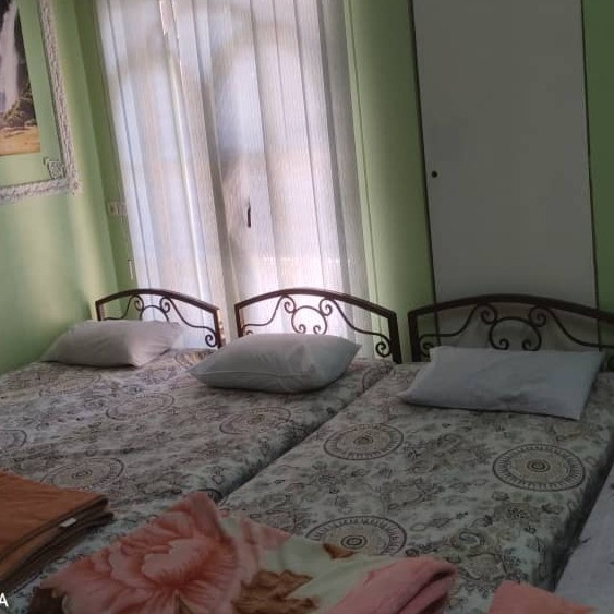 پشتیبانی آنلاین مهمانپذیر لاجوردی کاشان