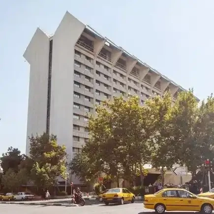 پشتیبانی آنلاین هتل بین المللی لاله تهران