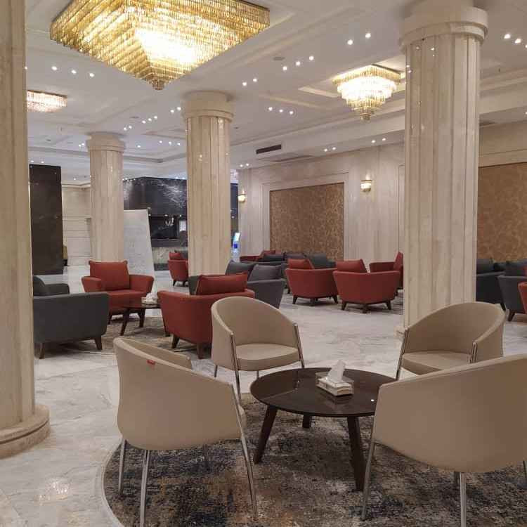 پشتیبان آنلاین هتل مدائن مشهد