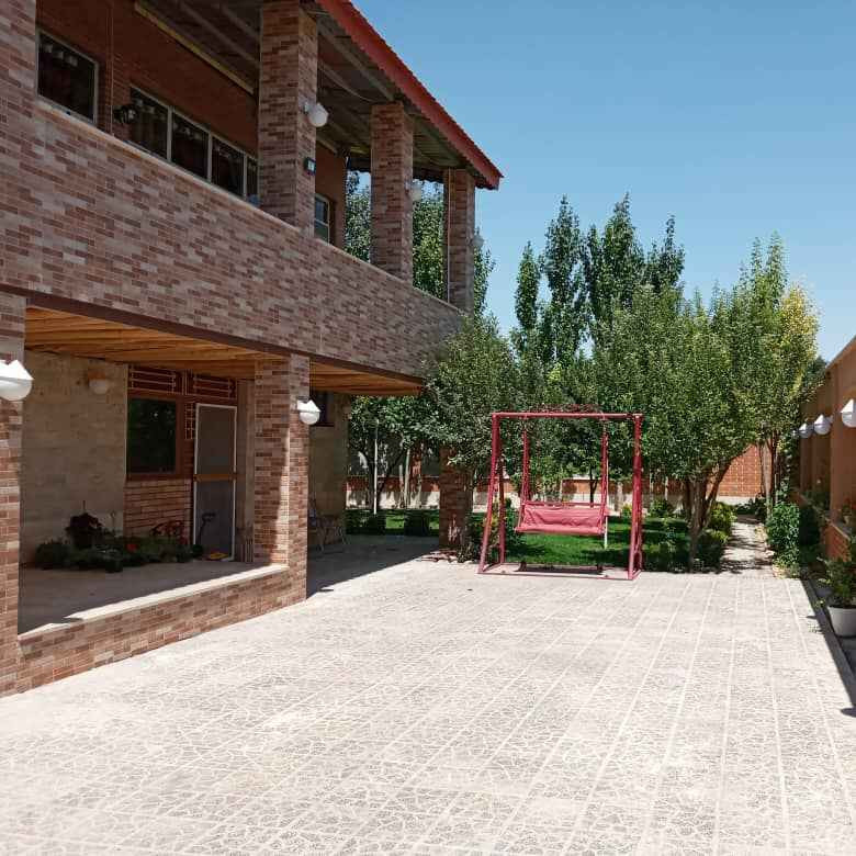 پشتیبانی آنلاین اقامتگاه بوم گردی آوای تالاب بروجن