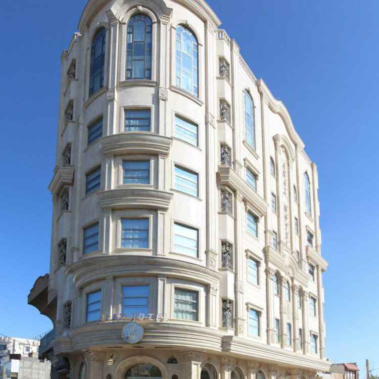 پشتیبانی آنلاین هتل آراز قم