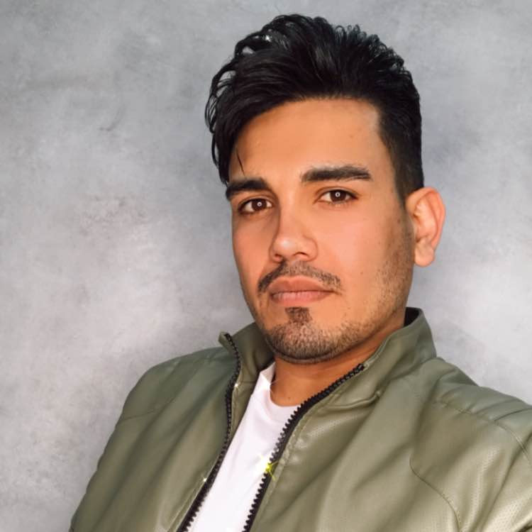 توماج اشرف پور