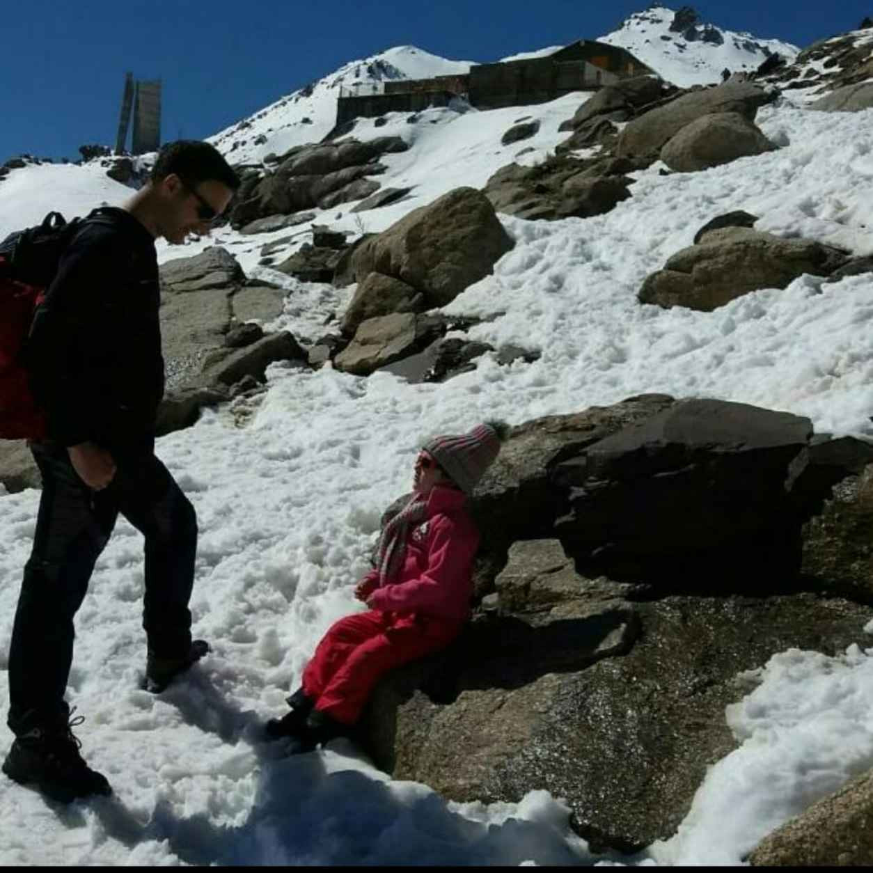 پشتیبانی آنلاین مهمانسرا اردیبهشت همدان