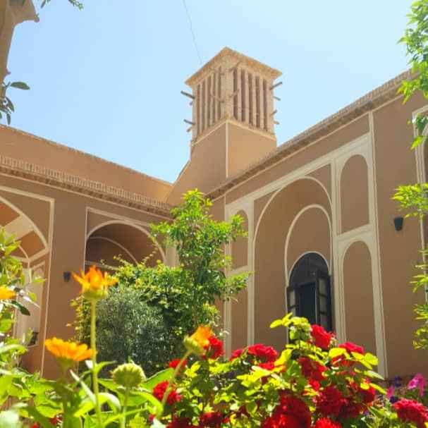 پشتیبانی آنلاین اقامتگاه بوم گردی کهن پایاب یزد