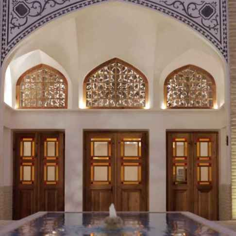 پشتیبانی آنلاین اقامتگاه سنتی سوریجان کاشان