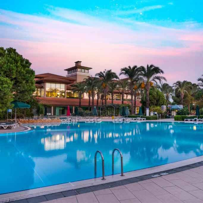 پشتیبانی آنلاین هتل آی سی گرین پالاس آنتالیا