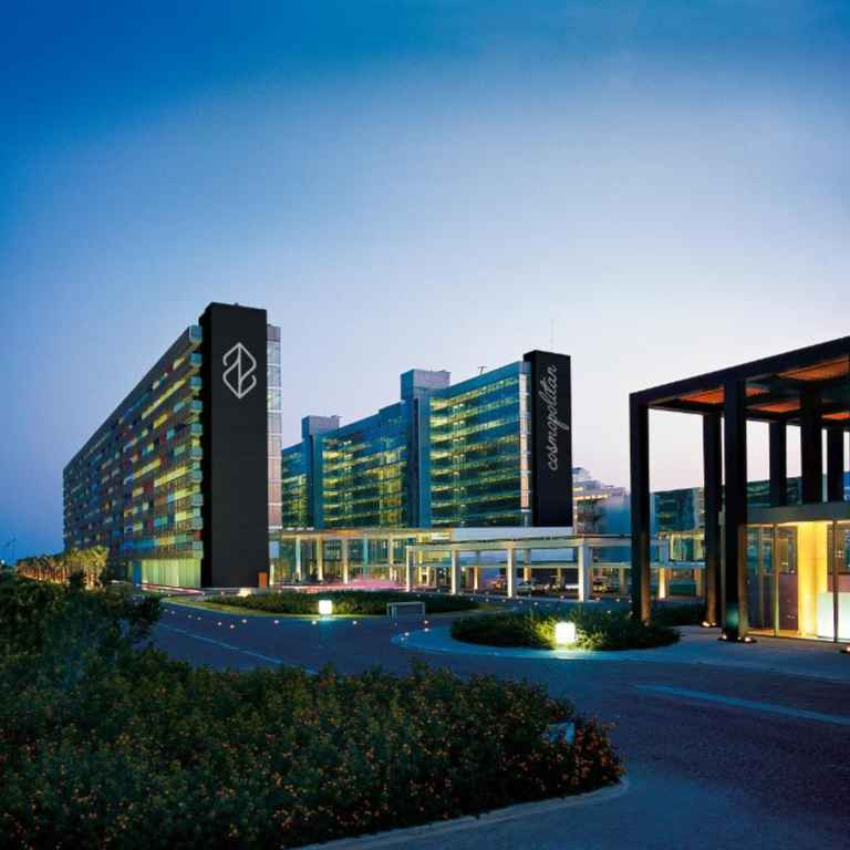 پشتیبانی آنلاین هتل نیروانا کازموپالیتن آنتالیا