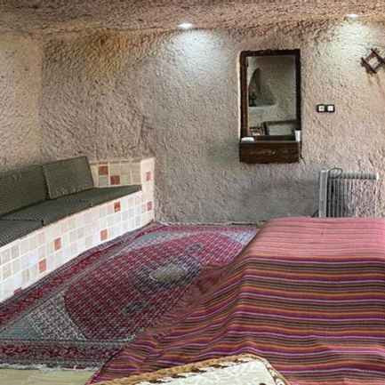 پشتیبانی آنلاین اقامتگاه بوم گردی دشتی اسکو