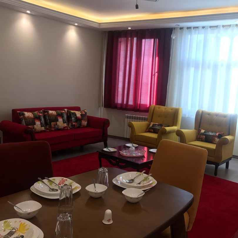 محدثه بزرگی