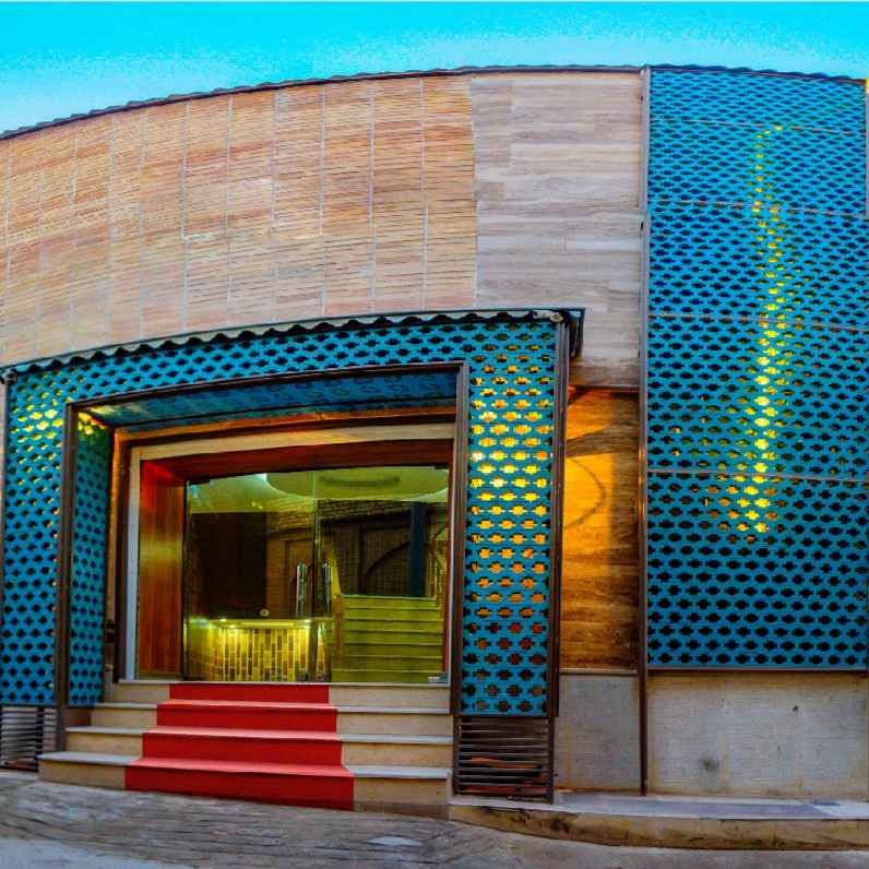 پشتیبانی آنلاین هتل ریتون شیراز