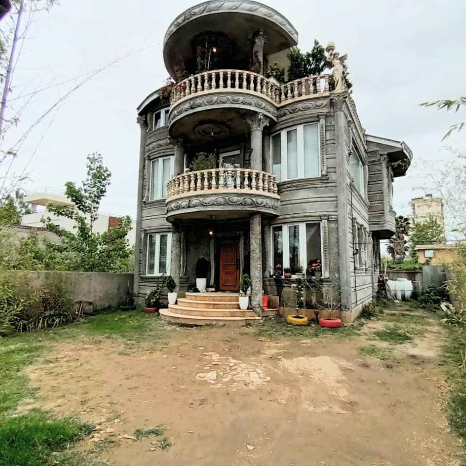 سوگند عباسیان