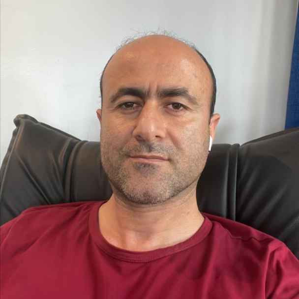 یونس حسین زاده