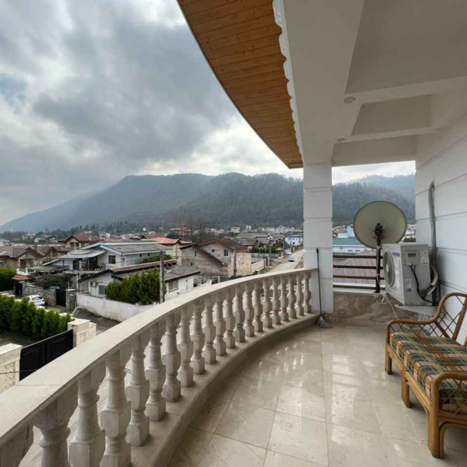 مریم گیل زرودی