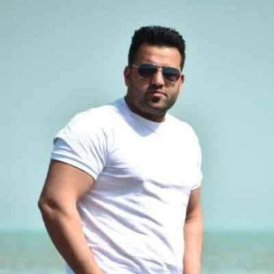 پیمان حسنی دنیاچال