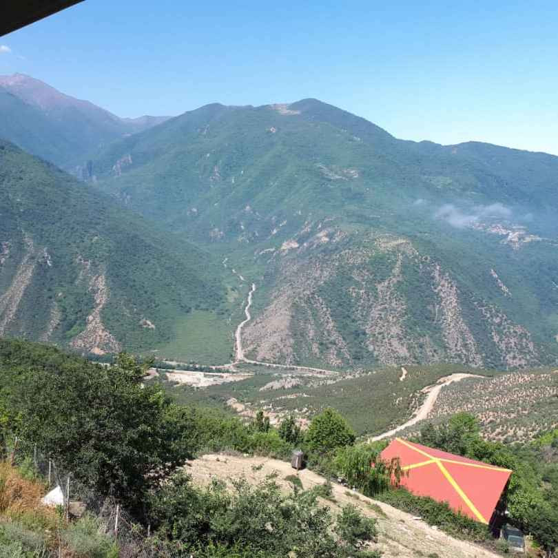 فرشته اسفندیاری فر