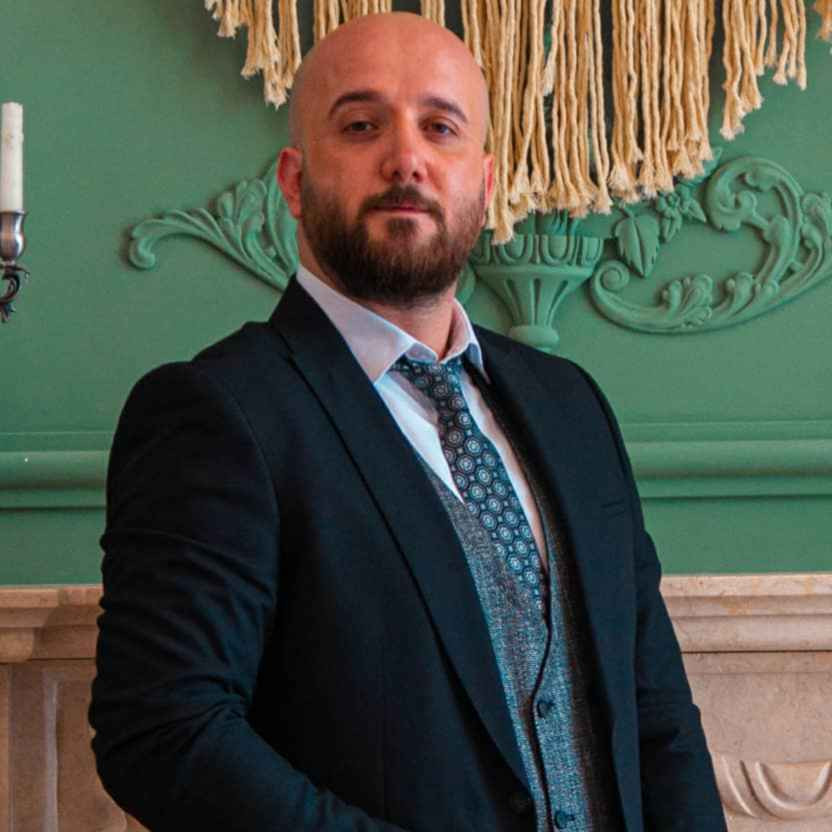 یزدان علی تحویلداری