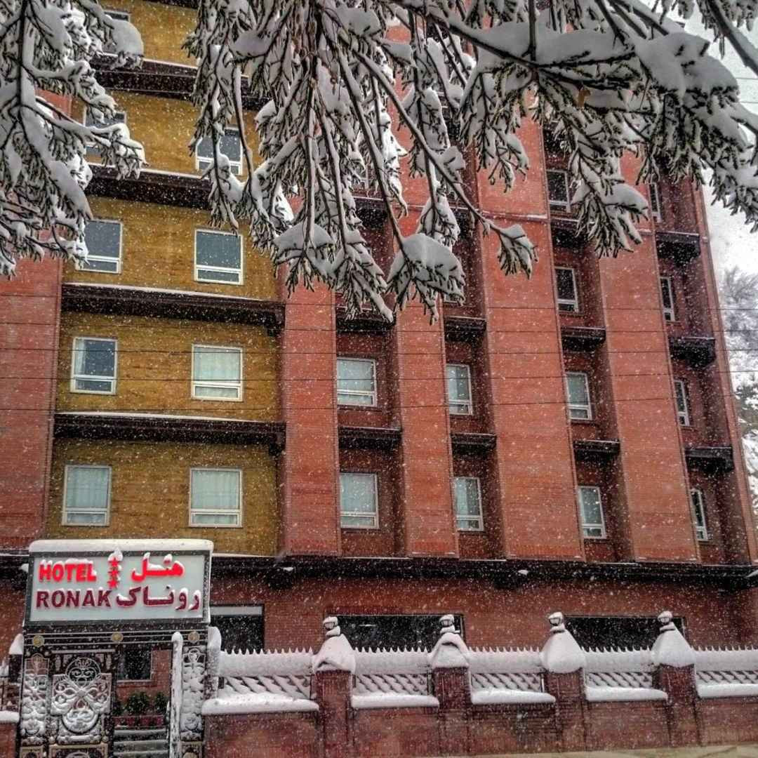 پشتیبانی آنلاین هتل روناک پیرانشهر