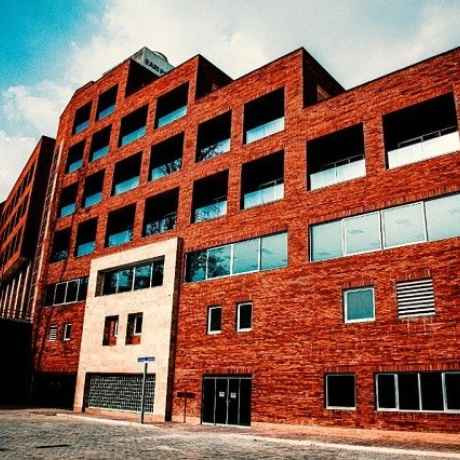 پشتیبانی آنلاین هتل الماس زعفرانیه تهران