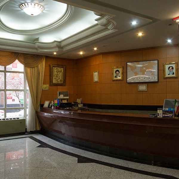 پشتیبانی آنلاین هتل پارسیان مشهد