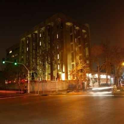 پشتیبانی آنلاین هتل البرز تهران