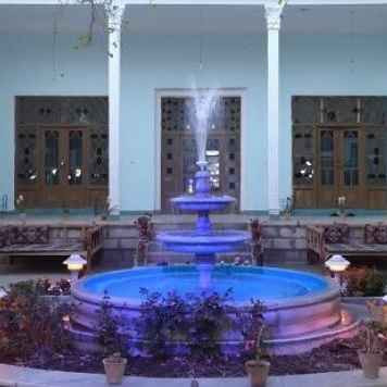 پشتیبانی آنلاین اقامتگاه بوم گردی گلبهار اصفهان