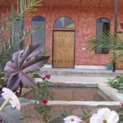 پشتیبانی آنلاین اقامتگاه بومگردی خانه توریست زواره