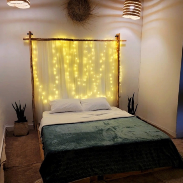 پشتیبانی آنلاین اقامتگاه بوم گردی دره سفید هرمز