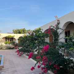 پشتیبانی آنلاین اقامتگاه بوم گردی گاروم زنگی هرمز