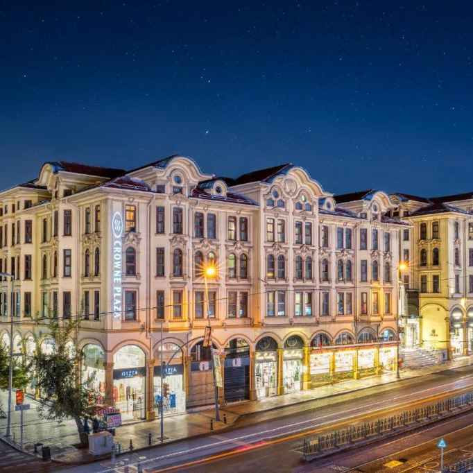 پشتیبانی آنلاین هتل کراون پلازا اولد سیتی استانبول