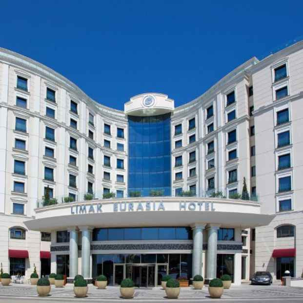 پشتیبانی آنلاین هتل لیماک اوراسیا لاکچری