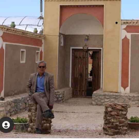 پشتیبانی آنلاین اقامتگاه بومگردی آبشکوه خور بیابانک