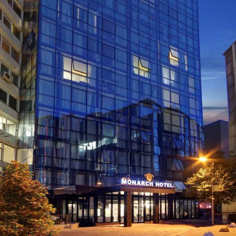 پشتیبانی آنلاین هتل وایت مونارچ استانبول