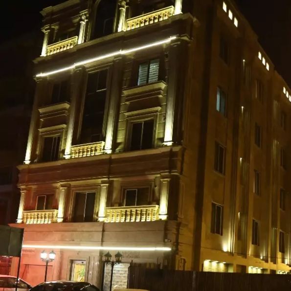 پشتیبانی آنلاین هتل آپارتمان آرامهر قزوین