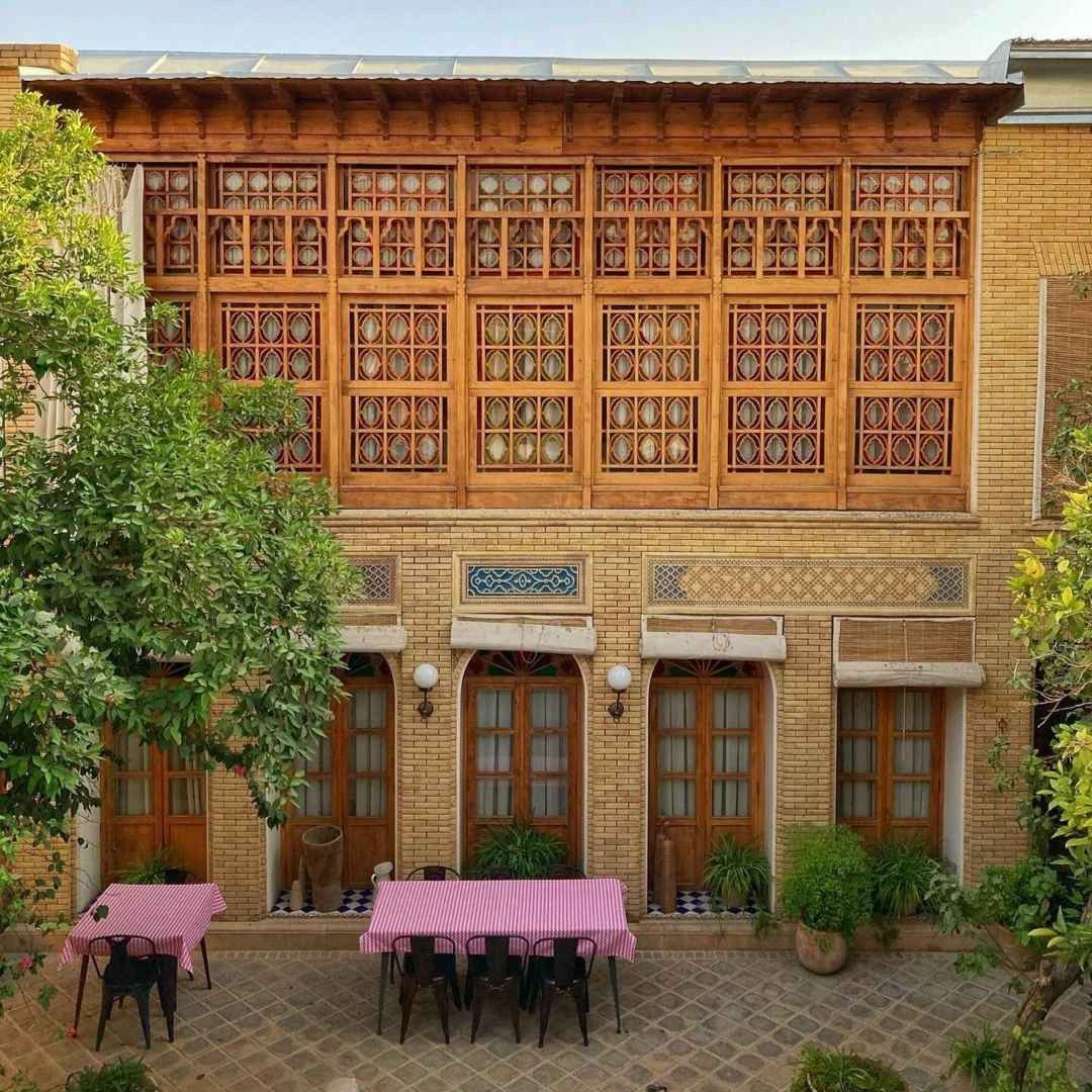 پشتیبانی آنلاین عمارت سنتی درب شازده