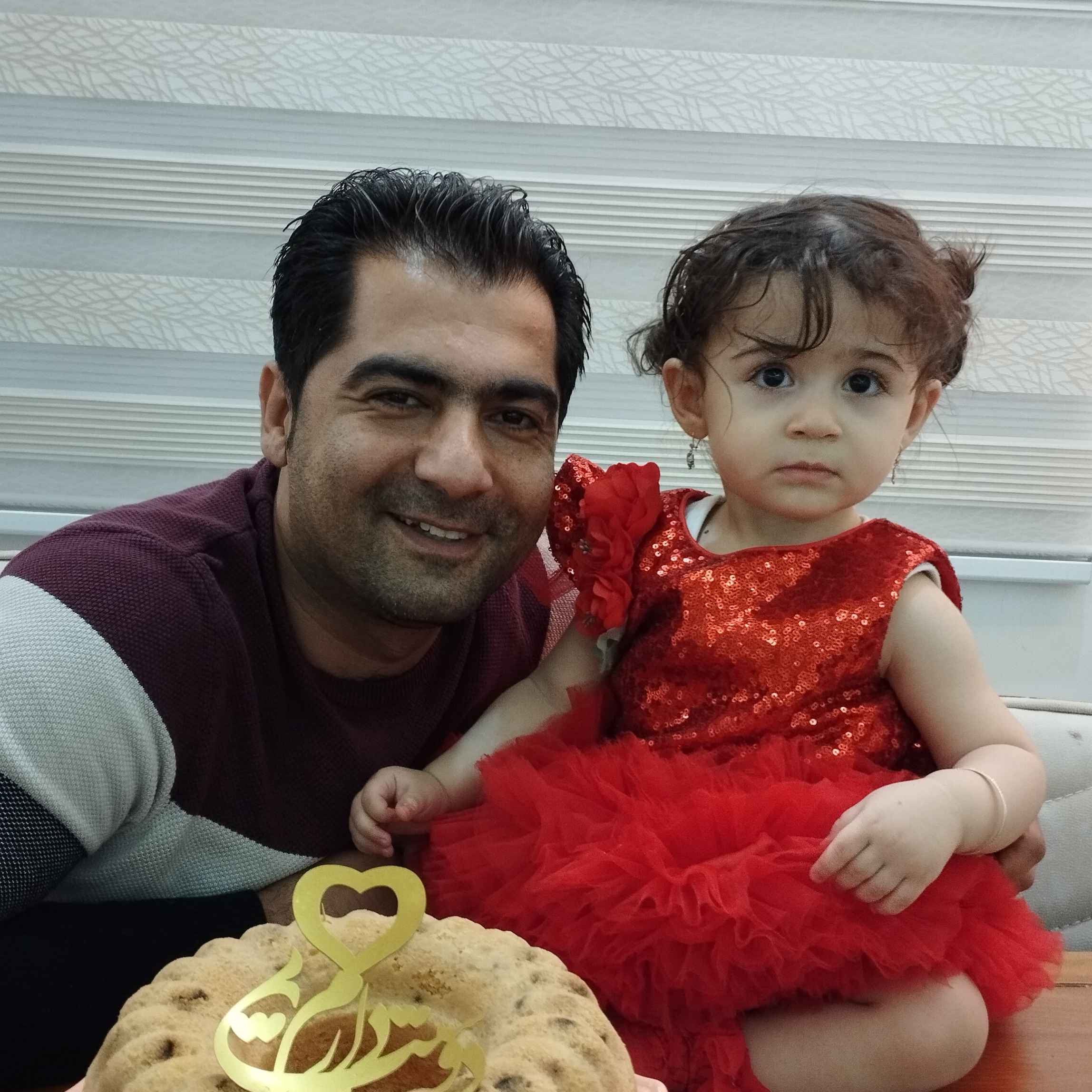 حمید میزبان