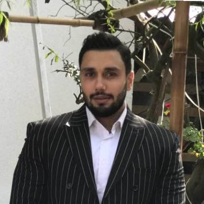 علیرضا علمداری