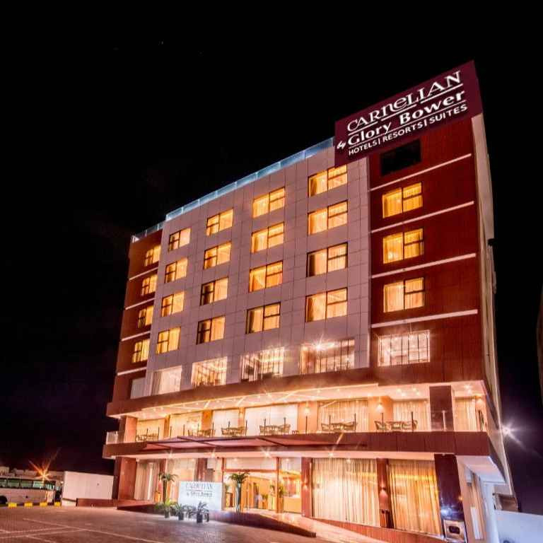 پشتیبانی آنلاین هتل كارنلیان گلوری بوور مسقط عمان
