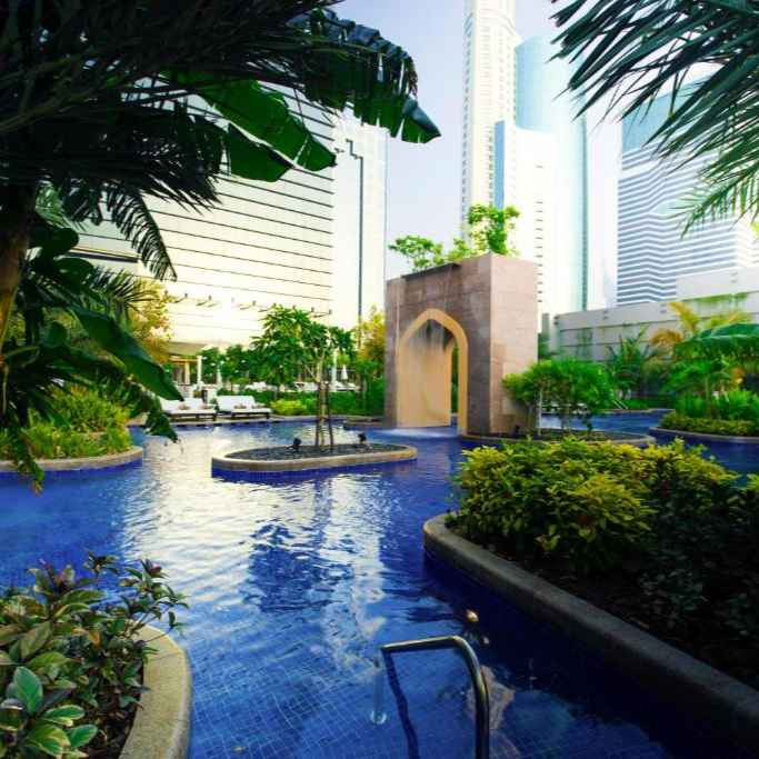 پشتیبانی آنلاین هتل کنراد دبی