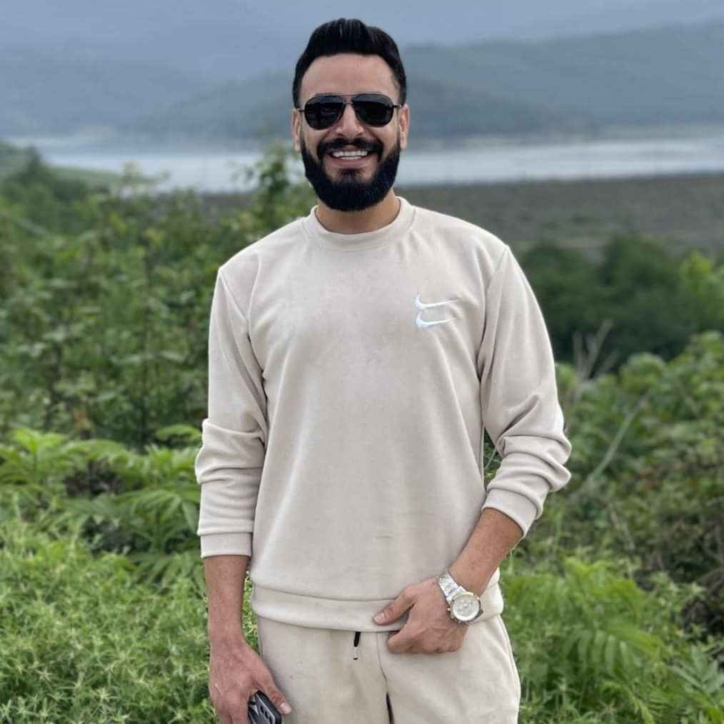 آرش جعفرآبادی