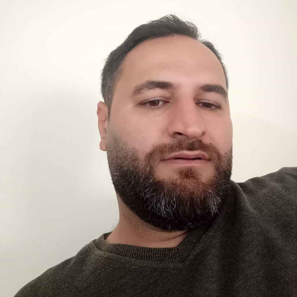 امین داداشی