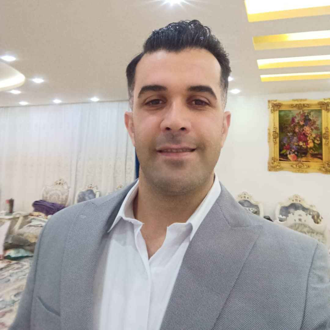 رضا غنی زاده