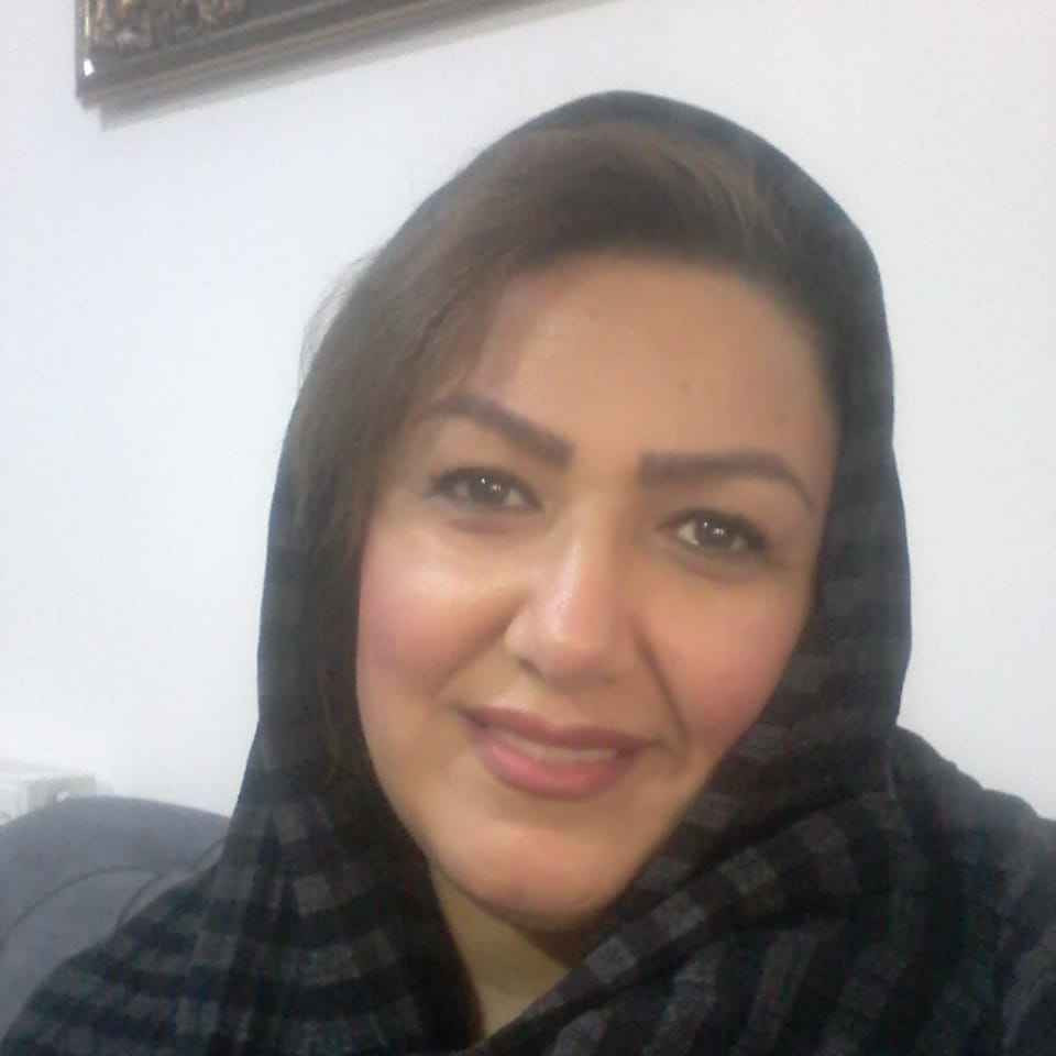 خدیجه واحدیان