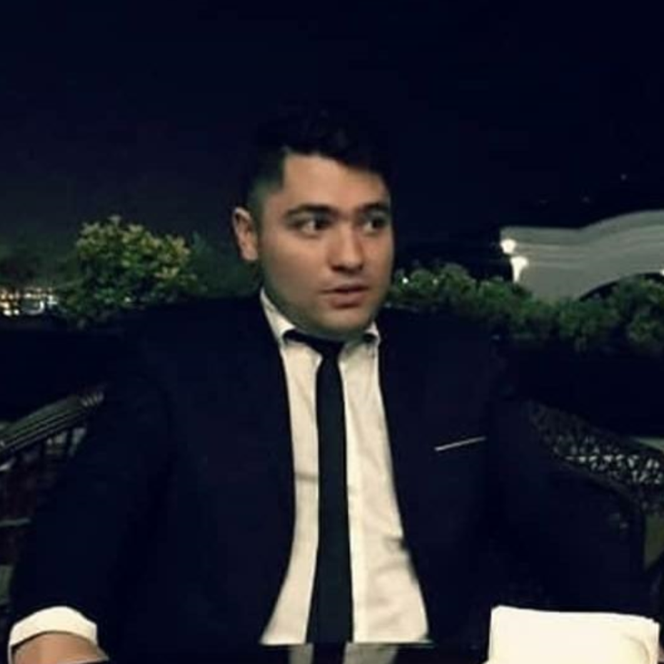 پیمان حاجی زاده