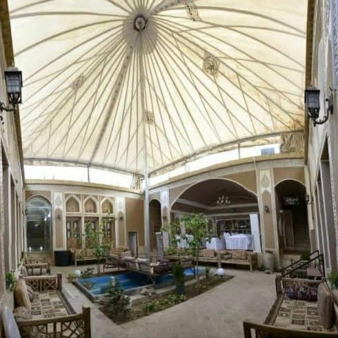 پشتیبانی آنلاین هتل رویای قدیم یزد